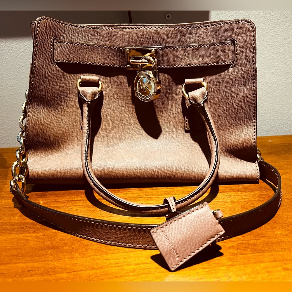 Like New Michael Kors Rose Colored Purse